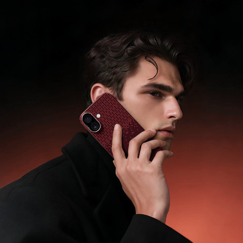 Kevlar Magnetic Circle  Case ( iPhone 17 Red )
